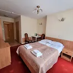 Paradiso Park Resort 3*