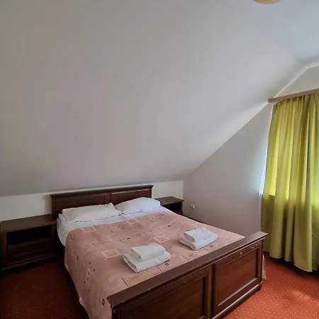 Paradiso Park 3* Поберово