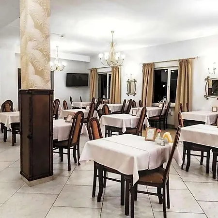Paradiso Park אתר נופש 3*